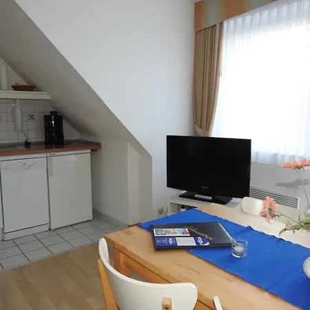 Ferienwohnung Mit Balkon E 11 * Büsum